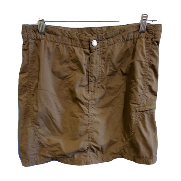 Columbia Titanium Skort Size 6 Brown Mini Skirt Shorts Outdoors Hiking Golf Gym